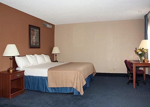 Sunflower Inn & Suites - Garden City Camera foto